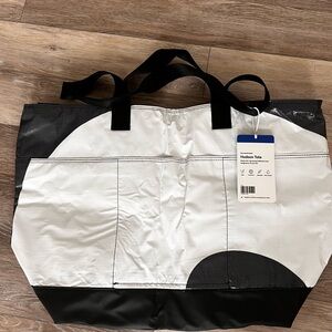 Rareform Hudson Tote Black and White Travel Bag - new with tags